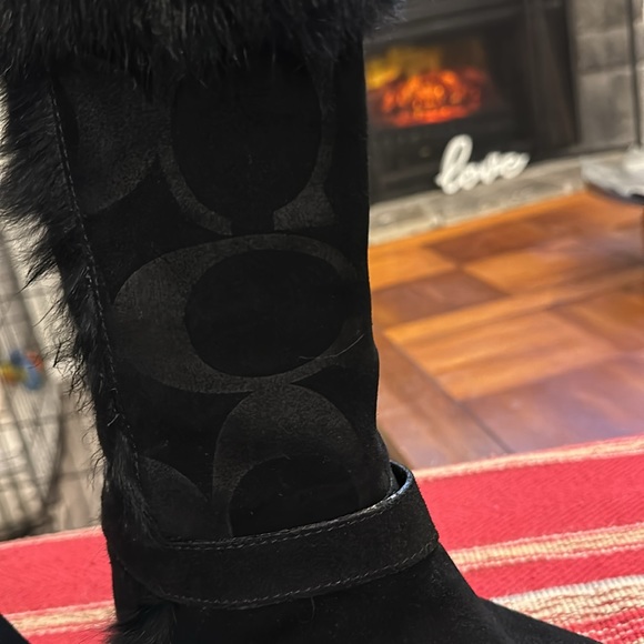 Coach black boots size 6B - Picture 3 of 12
